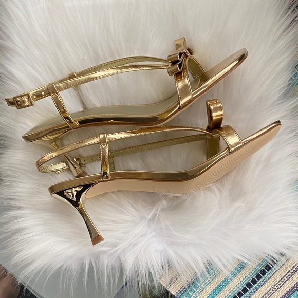 Marc Fisher Metallic Gold Strappy Sandals size 9M new - Picture 7 of 11